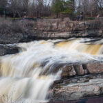 LPL与LCK巅峰对决:锁定官方直播间见证传奇之战 2ejg525